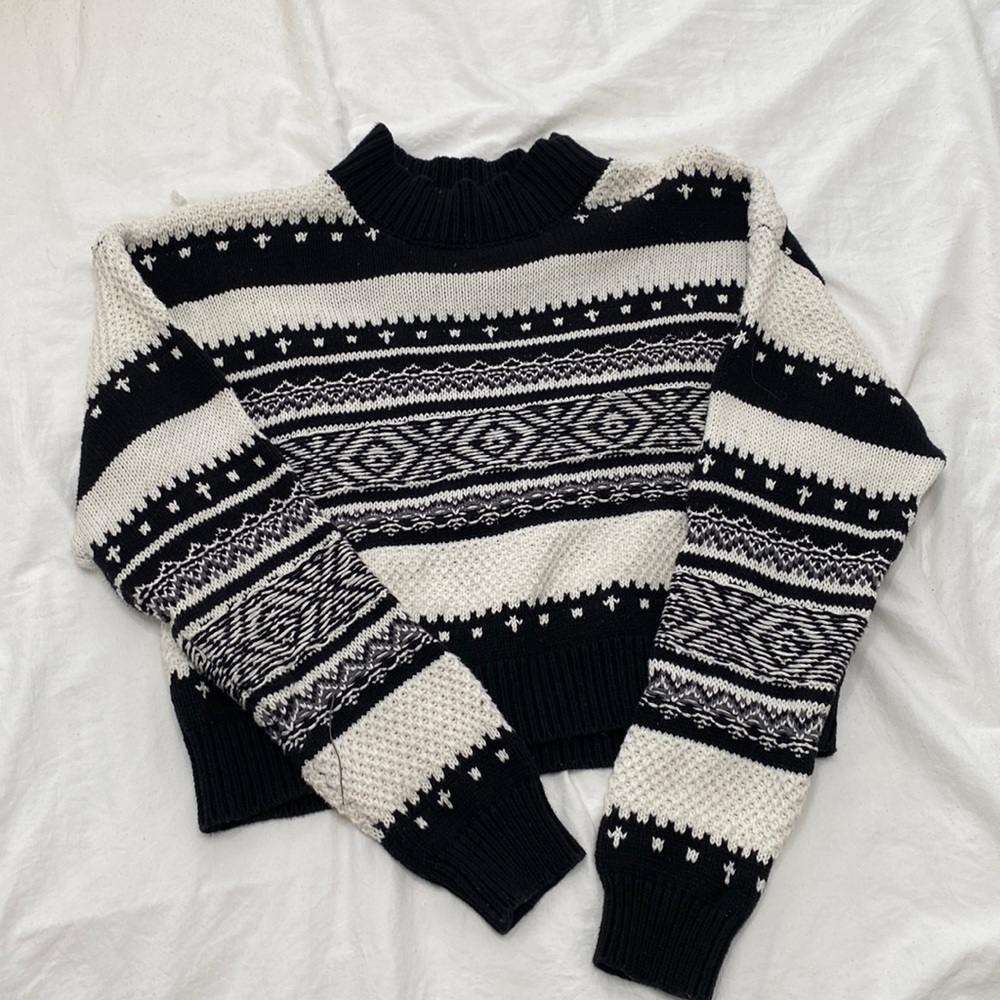 Forever 21 Crewneck Sweater